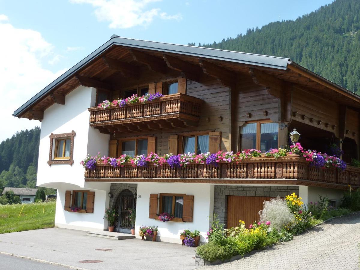 Haus Barbisch Villa Sankt Gallenkirch Exterior foto